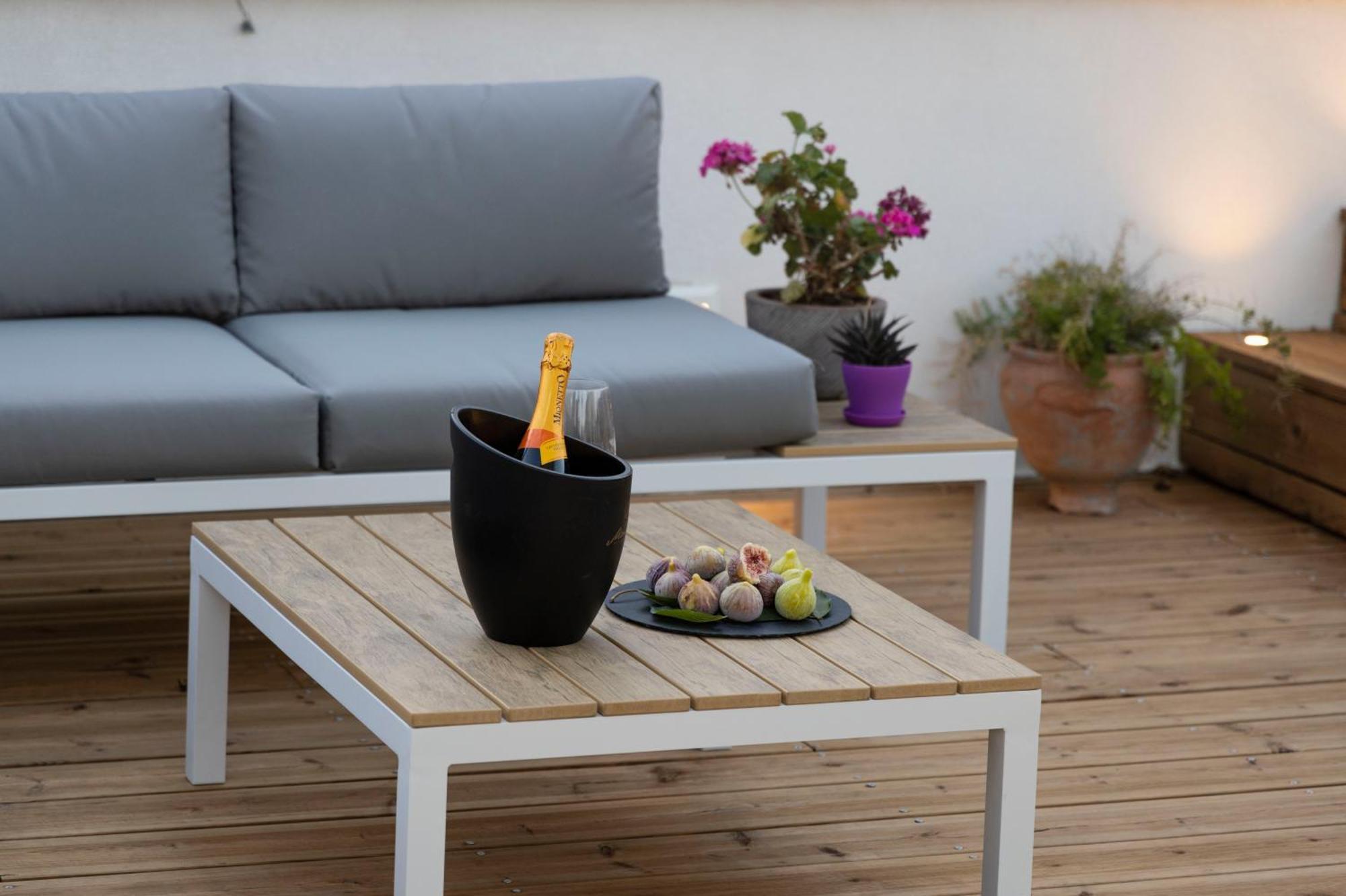 Porta Vetere - Boutique Rooms Trani Exterior photo